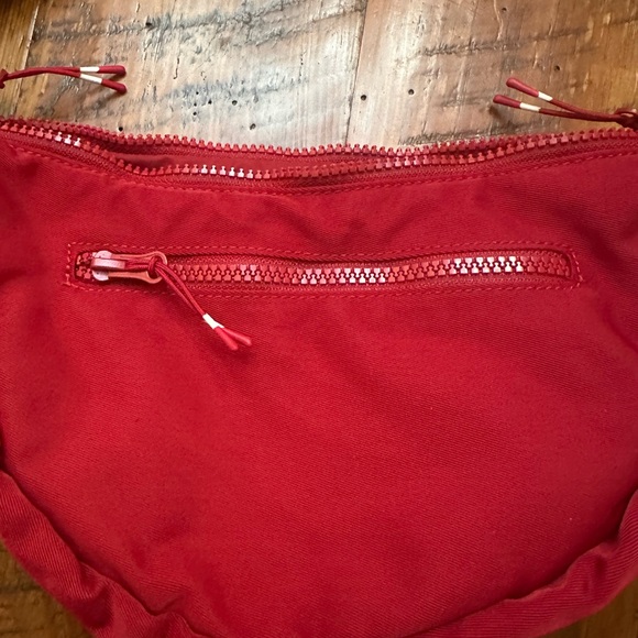 Fabletics Red Belt Bag Fanny Pack Crossbody Adjustable Sporty - Picture 4 of 8